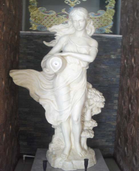 阜陽雕塑廠家簡述藝術(shù)品為何會(huì)上銹？